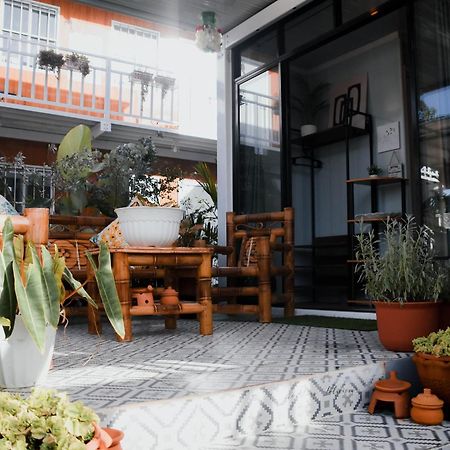 Olive Hostel Рохас Сити Екстериор снимка