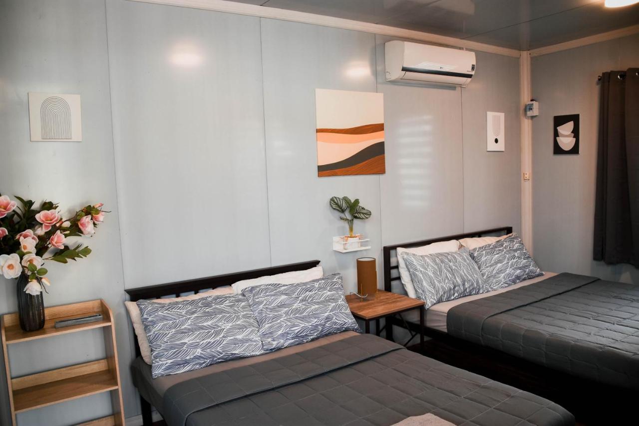 Olive Hostel Рохас Сити Екстериор снимка