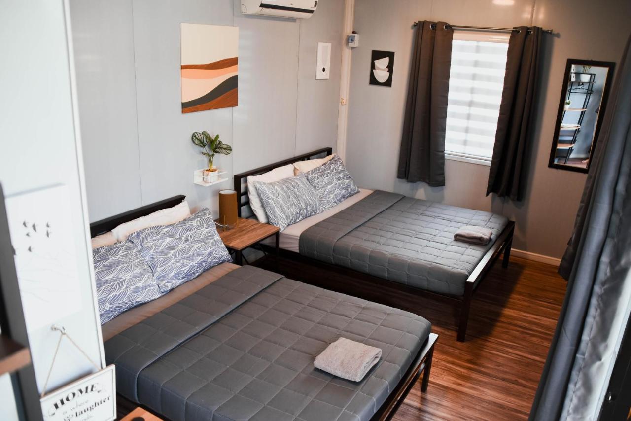 Olive Hostel Рохас Сити Екстериор снимка