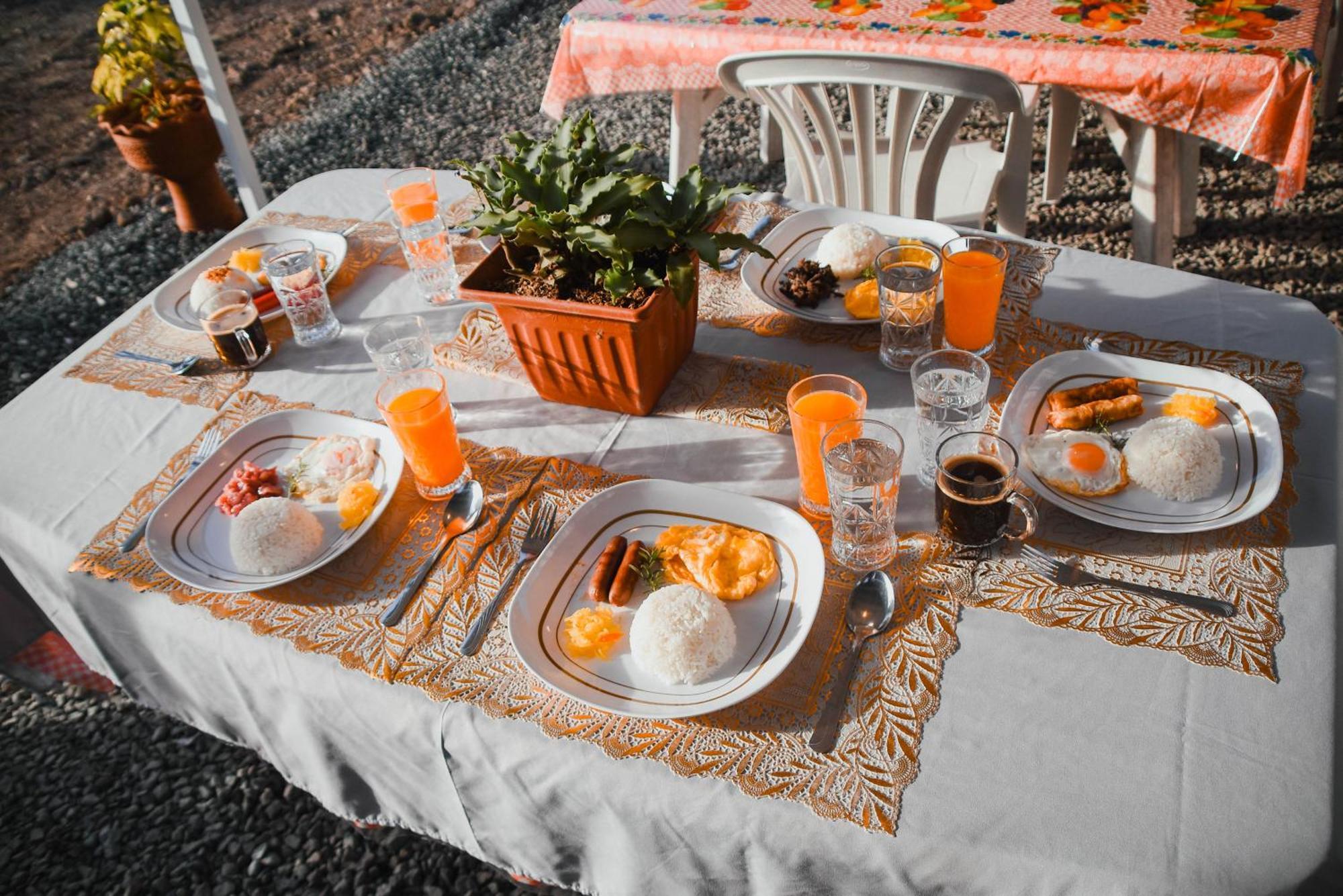 Olive Hostel Рохас Сити Екстериор снимка