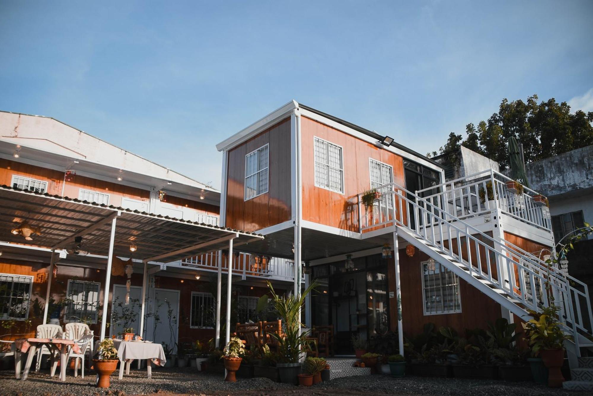 Olive Hostel Рохас Сити Екстериор снимка